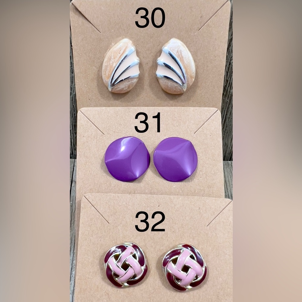 Vintage Earrings EACH SOLD SEPARATELY - Picture 9 of 13